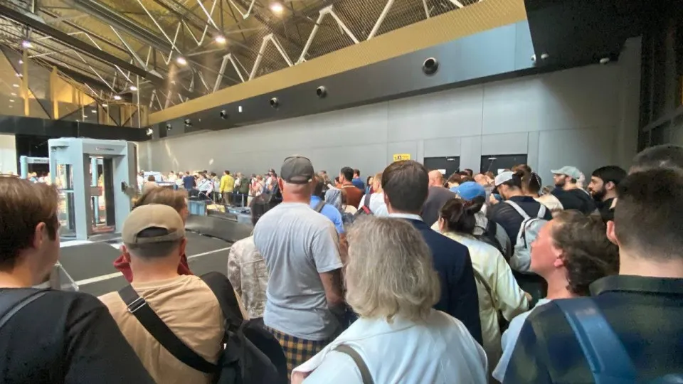 Ciberataque obriga a cancelar mais de 50 voos na Rússia