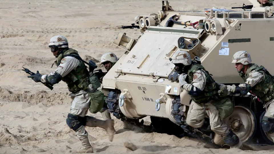 Cinco soldados são baleados por atirador em base militar nos Estados Unidos