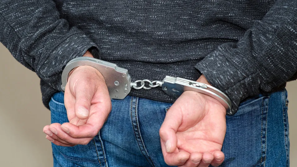 Pai é preso suspeito de desviar R$ 113 mil de doações para o filho em AL